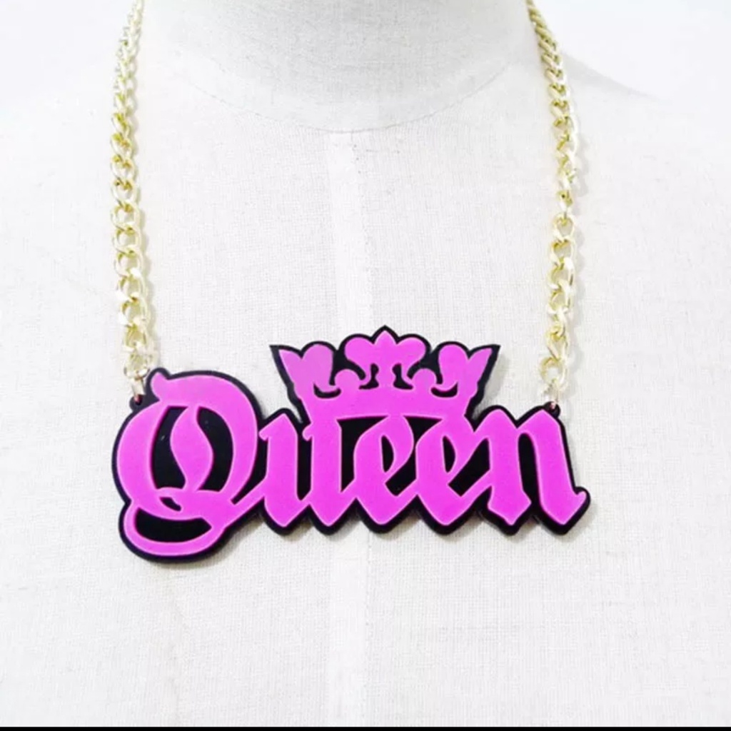 "Queen" Necklace